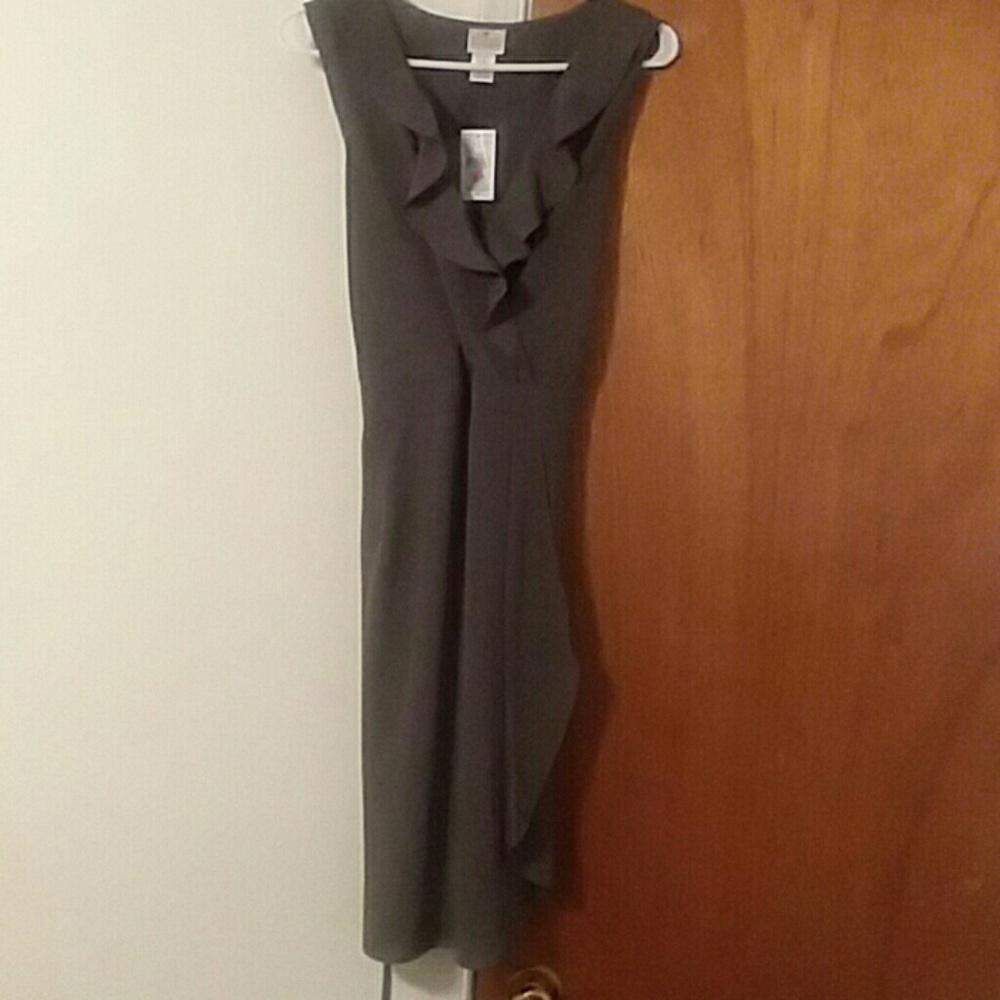 Maternity wrap dress
